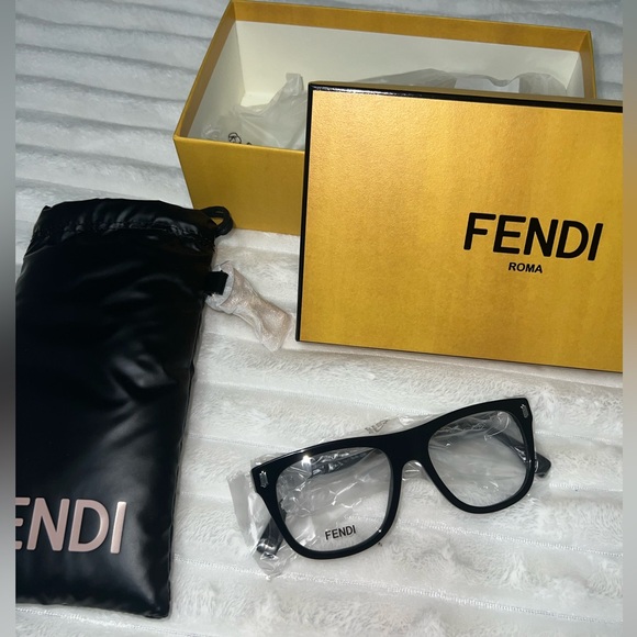 Authentic Fendi Glasses 👓 - Picture 2 of 7
